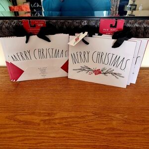 6 RAE DUNN Gift Bags Christmas Giftbag Wrap with Tags Red Present Pinecone